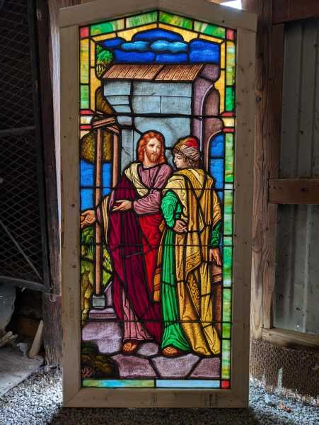 Repurposed-Ecclesiastical-Glass-Mary-and-Joseph-at-the-Temple