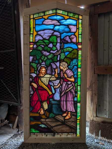 Salvaged-Cathedral-Window-Jesus-and-Samaritan-Woman-at-the-Well
