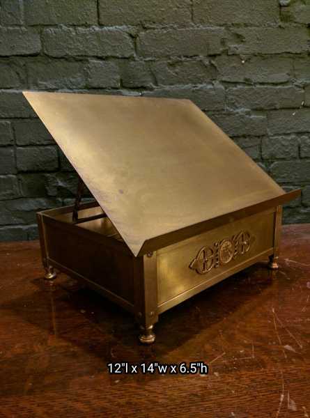 Missal-Stand-4
