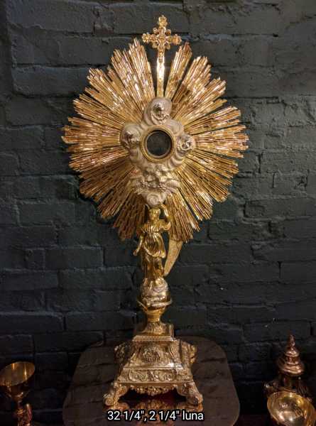 Antique-Monstrance-Ostensorium-8