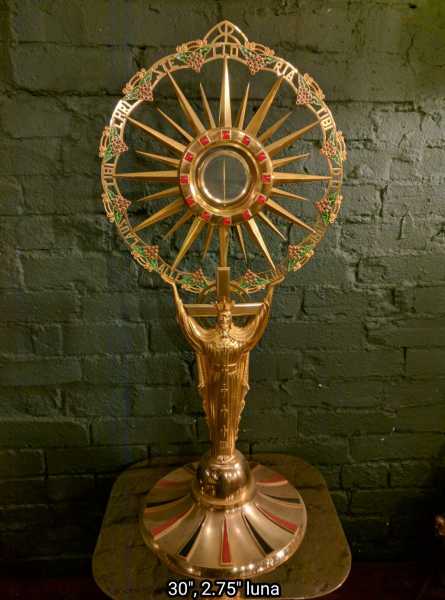 Christ-the-King-monstrance-68