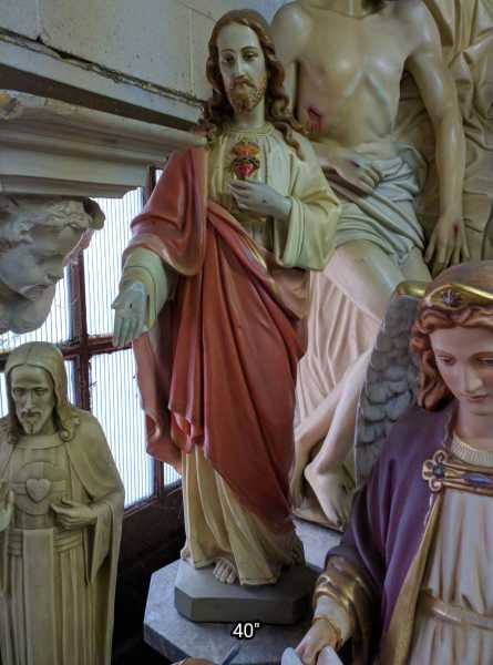 Statue-of-Jesus-12