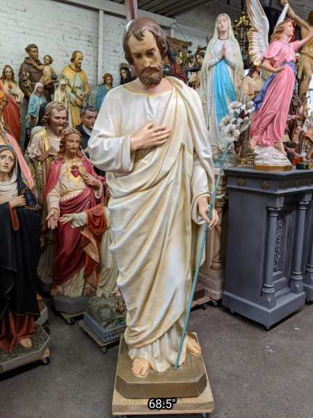 1-Stunning-Saint-Joseph-Church-Statue