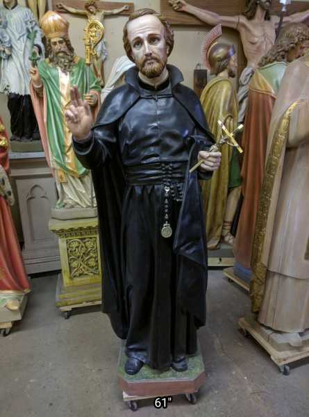 Saint-Francis-Xavier-Statue