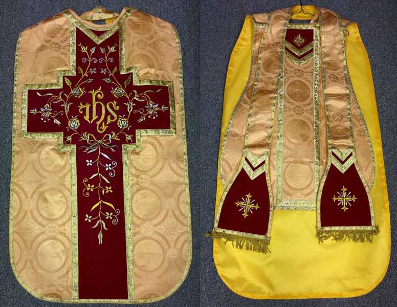 Fiddleback-vestment-gold